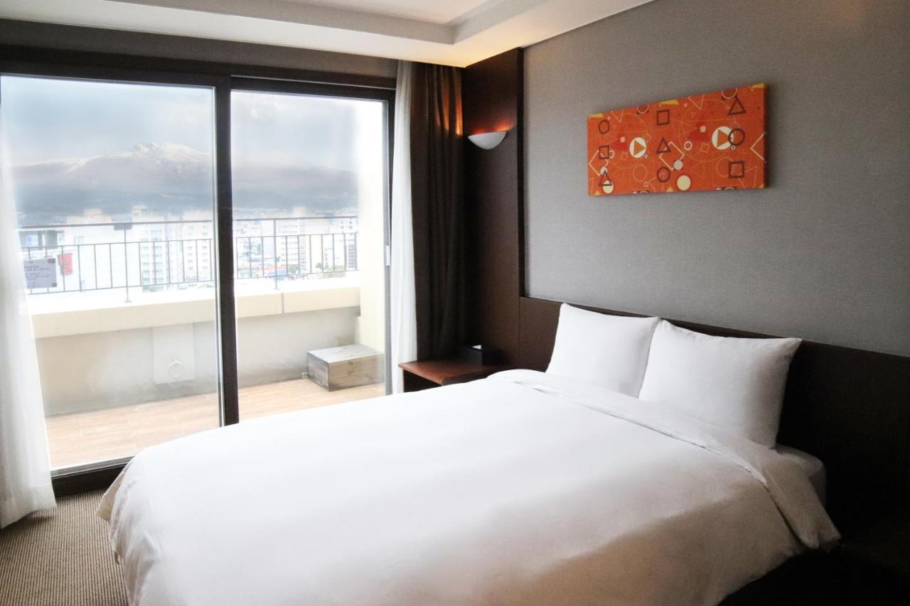 Mstay Hotel Seogwipo Dış mekan fotoğraf